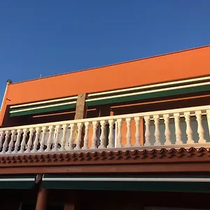 https://san-isidro-2-rooms-quiet-terrace.tenerifehoteles.net